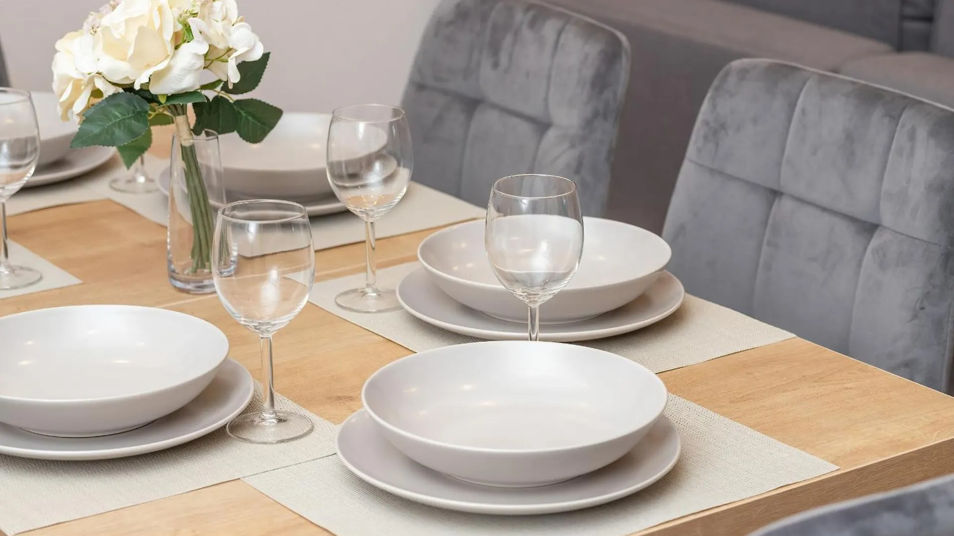 Elegant Apartments In Gdansk With Sauna, Gym And Parking By Noclegi Renters